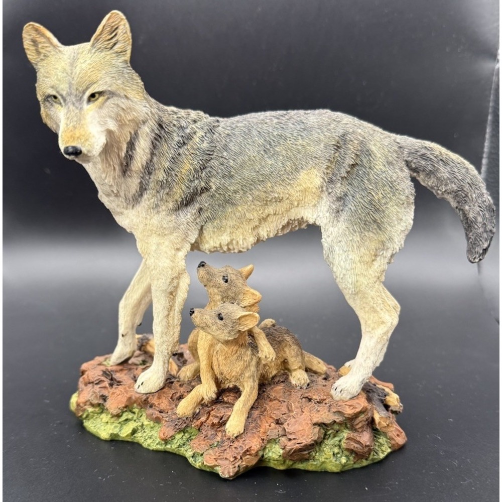 VTG Hamilton Collection Gentle Guardian Wolf Figurine David Geenty 1998 Limited